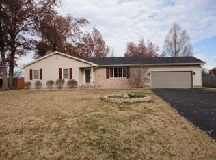 3002 Clifton Ct, Marion, IL 62959