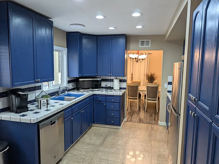 20440 Huntcliff Ln — Photo 16