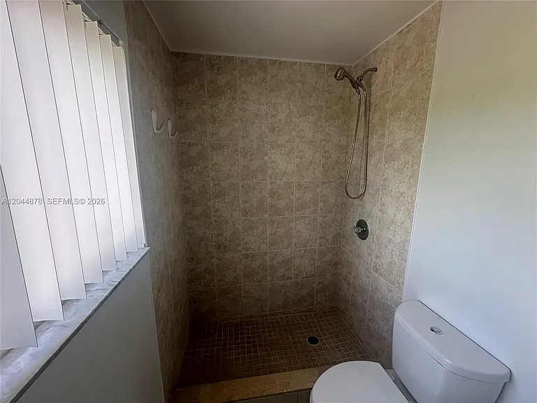 3417 NW 44th St #206 — Photo 7