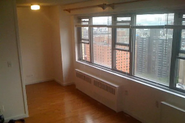Rented by Corcoran | media 16