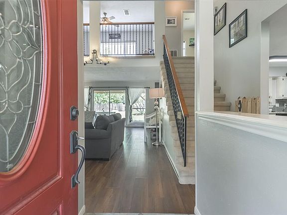 3rd image of 15614 Pebble Lake Dr