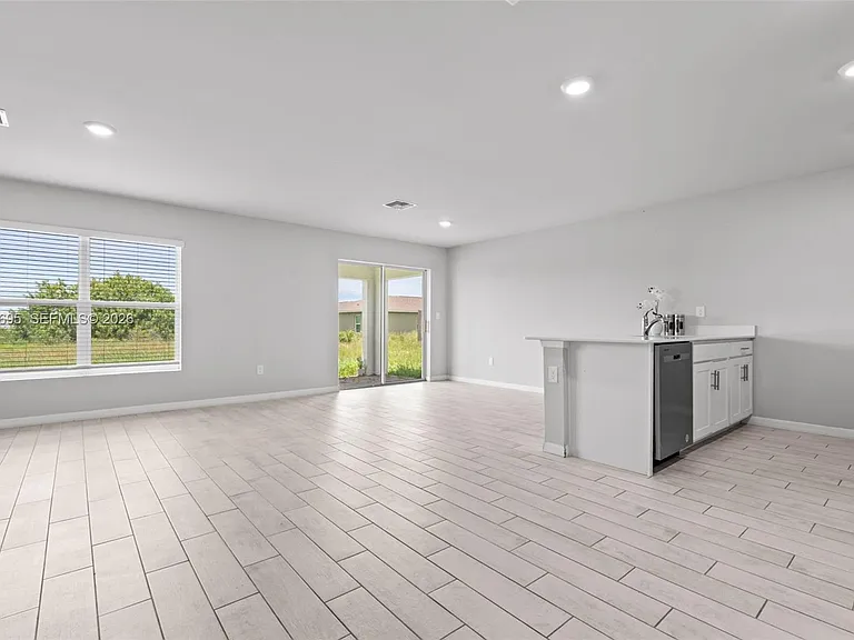 7020 Ramrod Cir — Photo 5