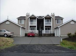 681 Sunset Ave NE, Ocean Shores, WA 98569