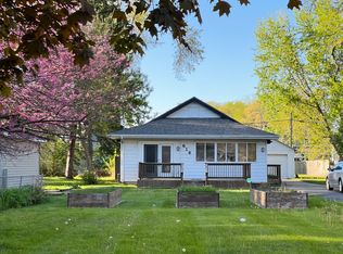 616 Pearl Ave, Loves Park, IL 61111