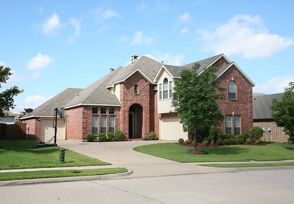 1st image of 208 Kilkenny Ct
