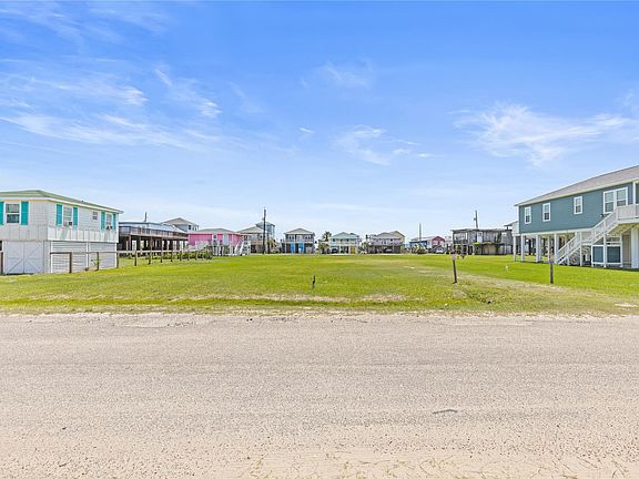 5th image of 231 Coral Ct