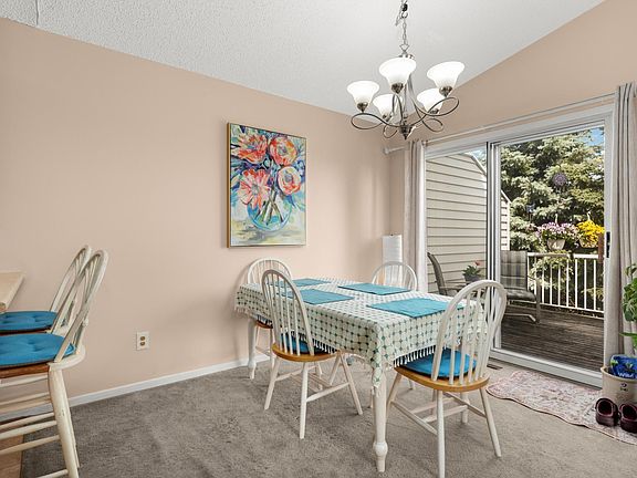 5th image of 15859 Gooseberry Way