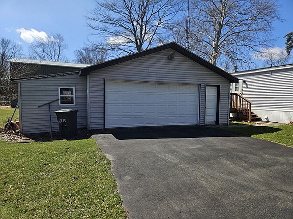 3rd image of 8848 E South Shore Dr