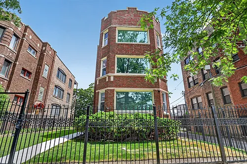 7847 S Bennett Ave #1 Photo 1 7847 S Bennett Ave #1 Photo 1