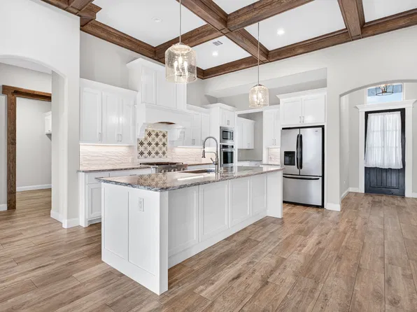 1009 Tobey Ct, Aledo, TX 76008