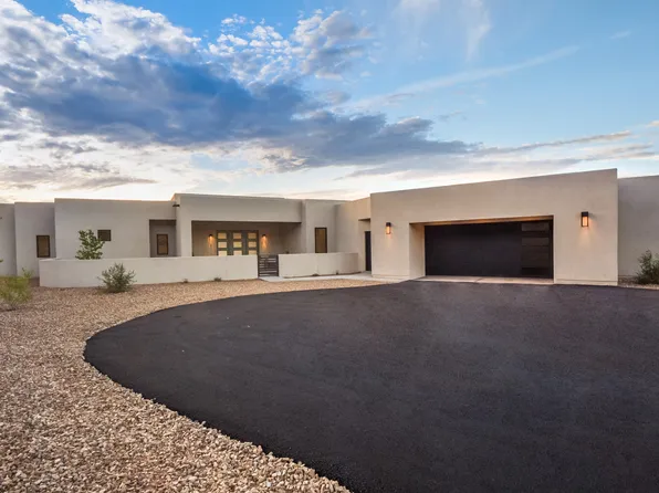 8 Ocate Ct, Placitas, NM 87043
