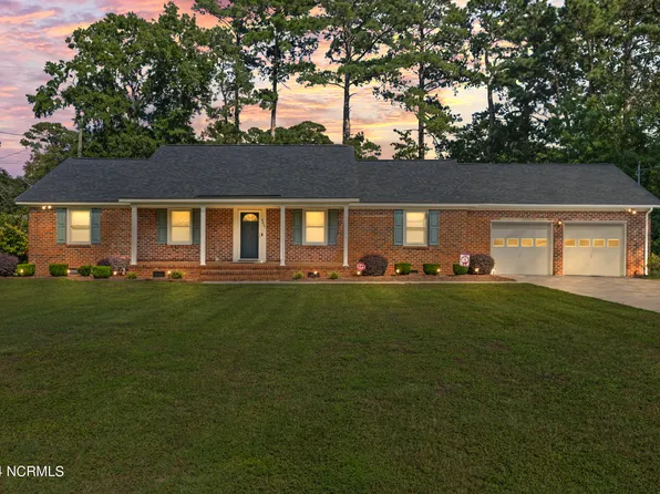 4237 Wildwood Drive, Ayden, NC 28513