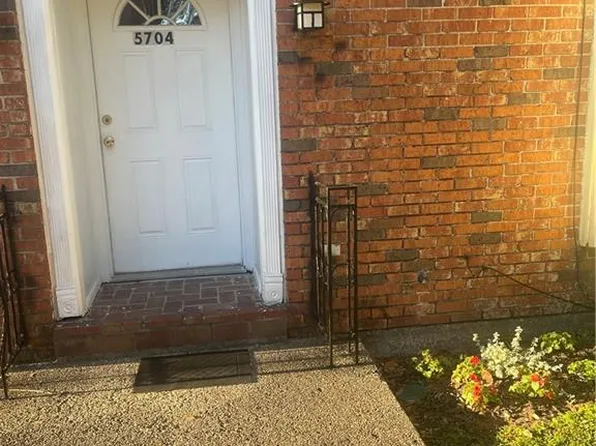 5704 Count Ln, New Orleans, LA 70126