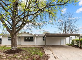 208 Saint Christopher Dr, Cahokia, IL