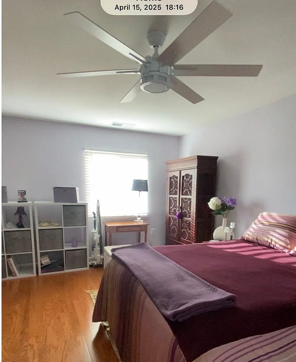1 bed, 1012 sqft, $1,800 — Photo 4