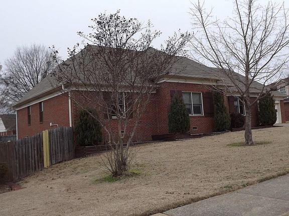 3rd image of 542 Charles Hamilton Dr