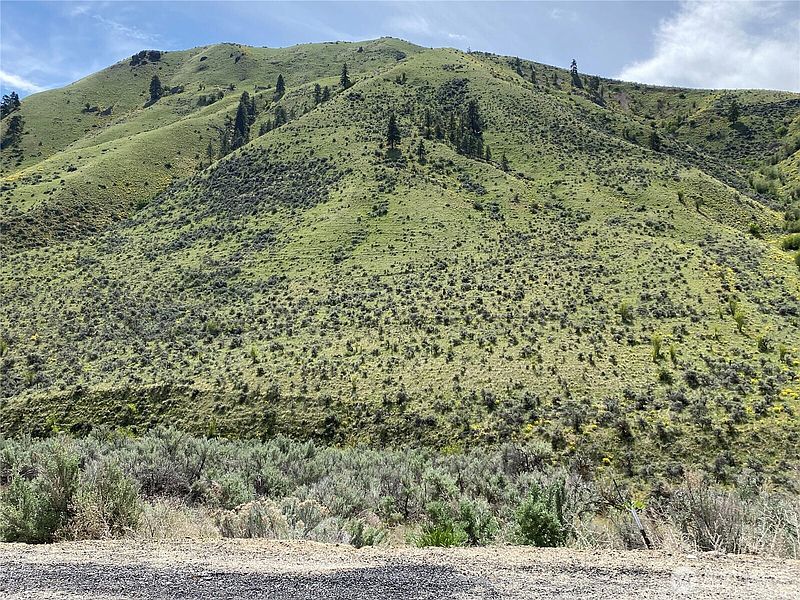 2nd image of 1585 Pitcher Canyon Road