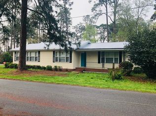 142 Forest St, Jesup, GA 31546