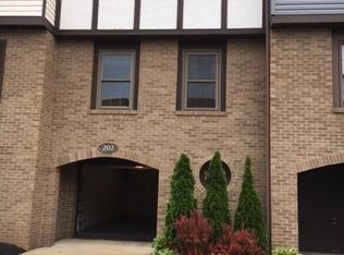 202 Kendall Ln, Bethel Park, PA
