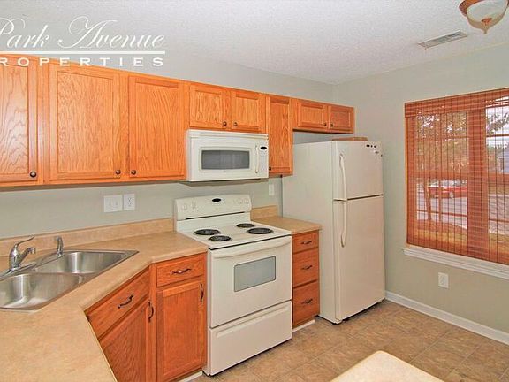 4th image of 129 Summerwood Dr