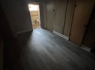 1142 E Woodlawn St, Philadelphia, PA 19138