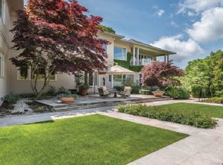 292 Roses Grove Rd, Water Mill, NY 11976