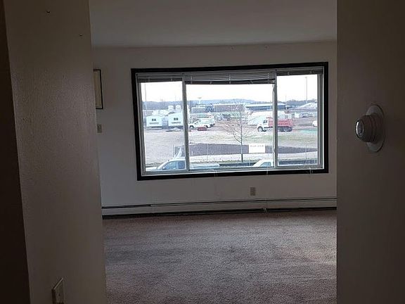3rd image of 1120 Grand Ave APT 5