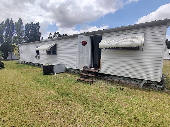 5th image of 1025 Tangelo St