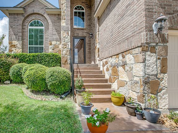 2nd image of 5615 CYPRESS DAWN