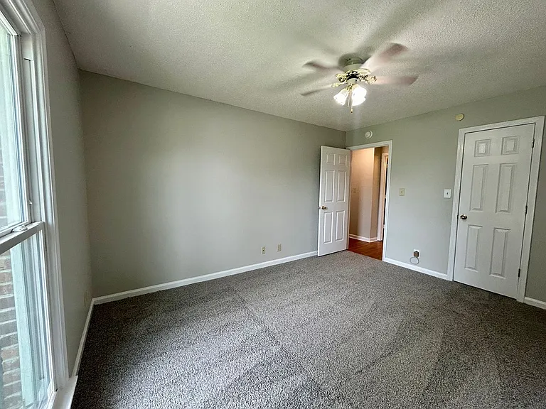 1225 Cobblestone Ln — Photo 26