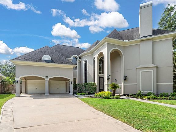 2nd image of 4011 Shallow Pond Court