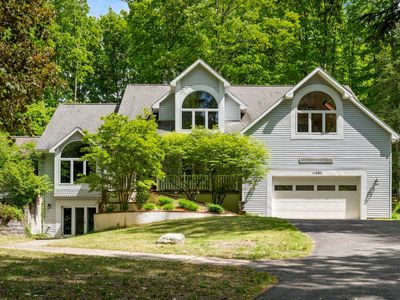 11407 S Ramblewood Dr, Cedar, MI, 49621