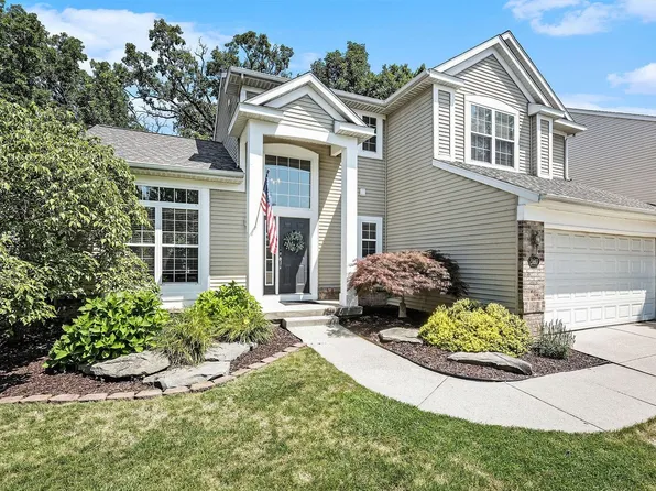 3617 Running Brook Dr SE, Kentwood, MI 49512