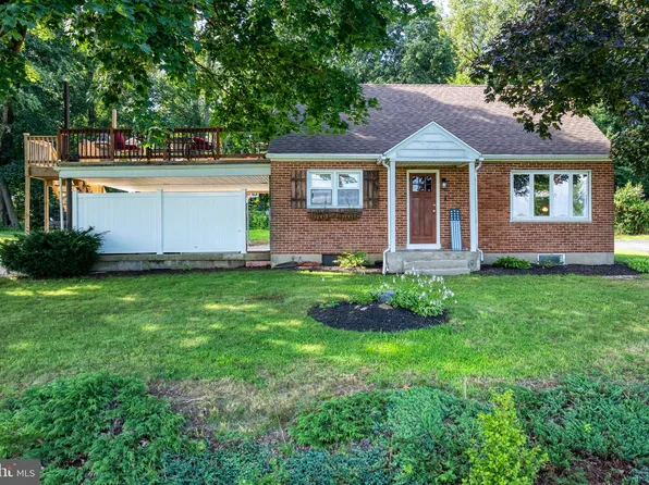 661 Reisinger Ave, Wrightsville, PA 17368