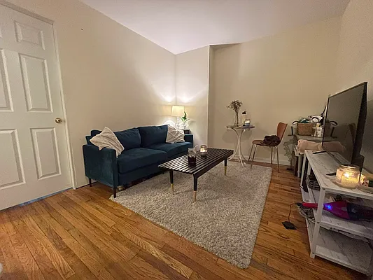 Rented by Corcoran | media 9