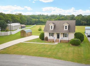 213 Edgeview Dr, Shelbyville, TN 37160