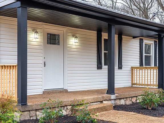 5th image of 1114 Winding Way Dr