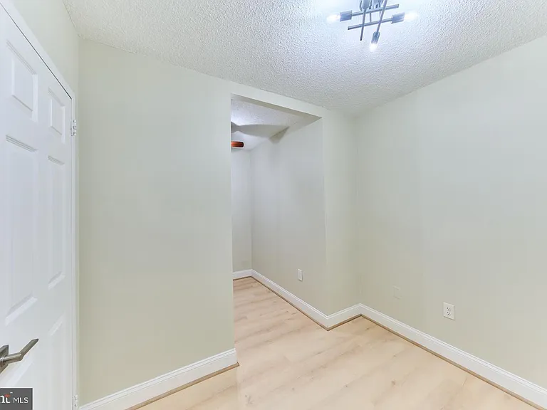 3705 George Mason Dr #2102S — Photo 32