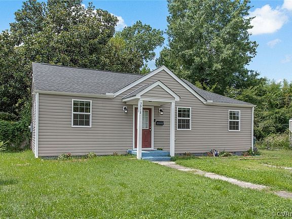2nd image of 3912 W Chatham Dr