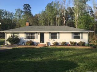 234 Loray Farm Rd, Dallas, NC 28034