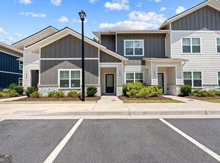 239 Rooker Dr, Lagrange, GA 30241