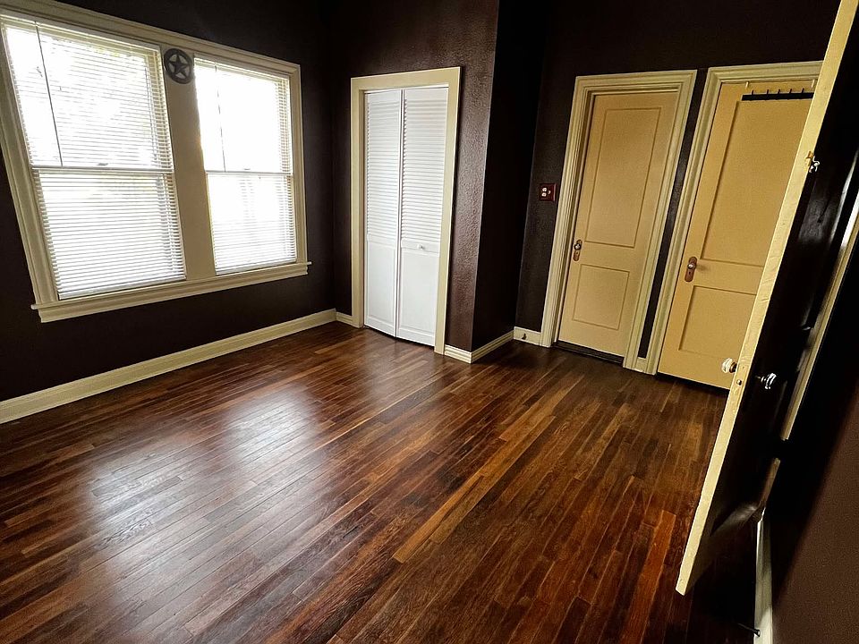 1st image of 628 E Huisache Ave