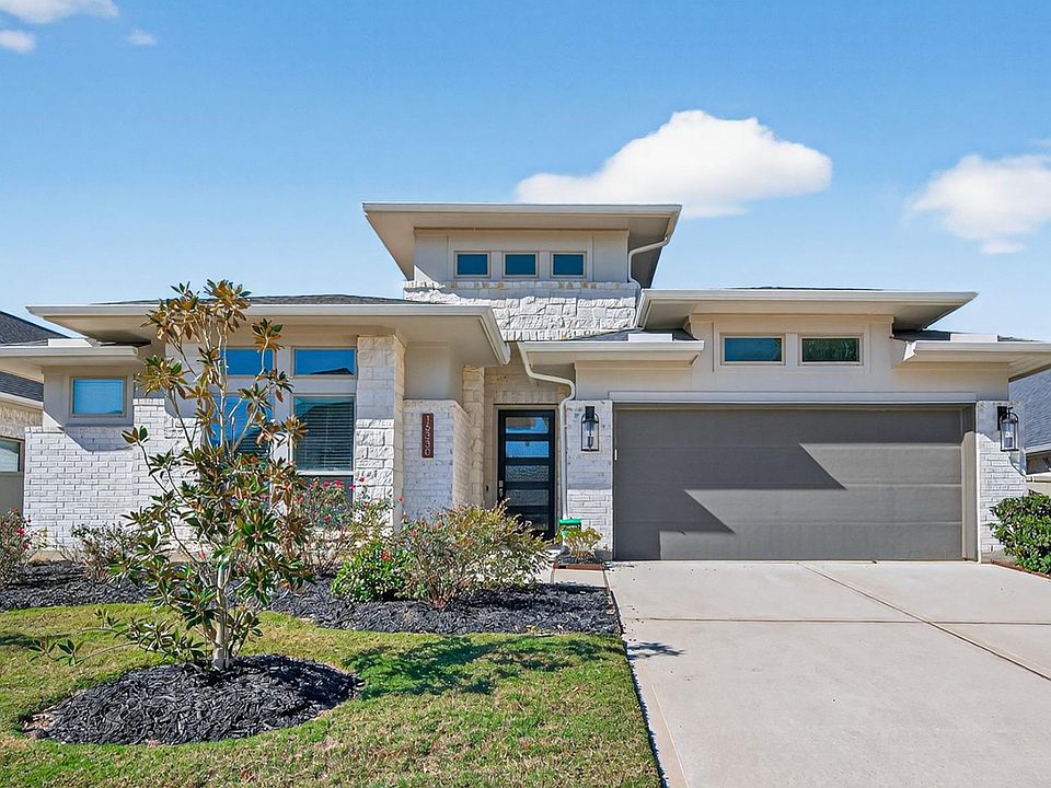1st image of 15330 Legacy Park Way