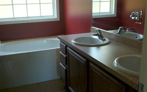 4th image of 37 Heron Ct