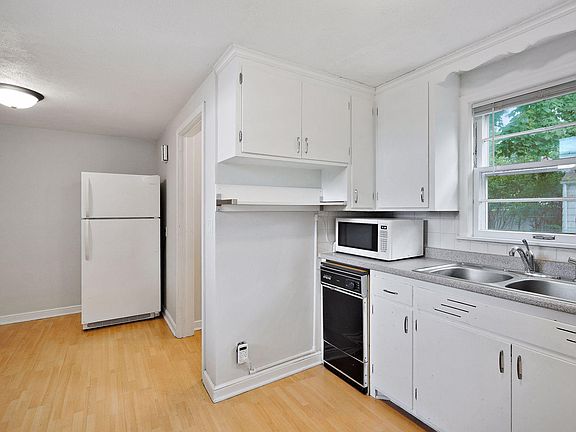 5th image of 3613/3617 W 54th St