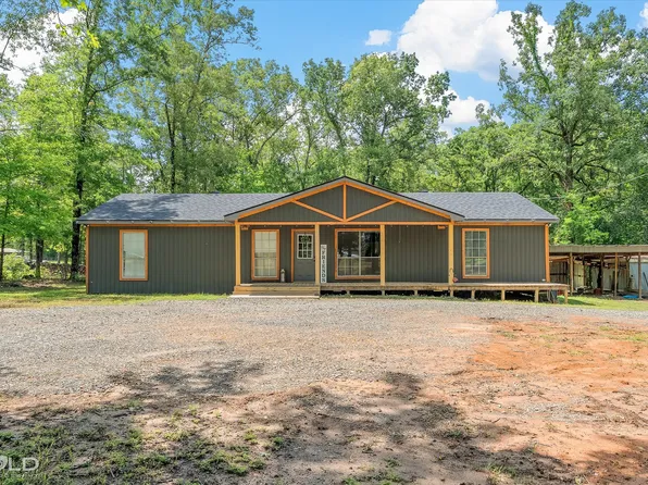 4382 Circle Square Dr, Mooringsport, LA 71060