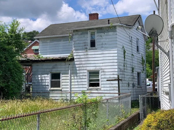 1037 Meldon Ave, Donora, PA 15033