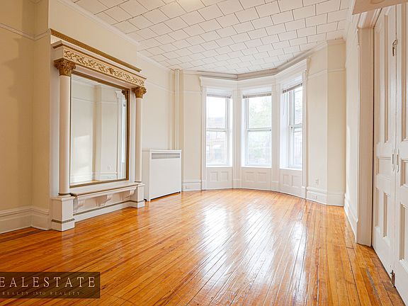 4th image of 4711 6th Ave #2F