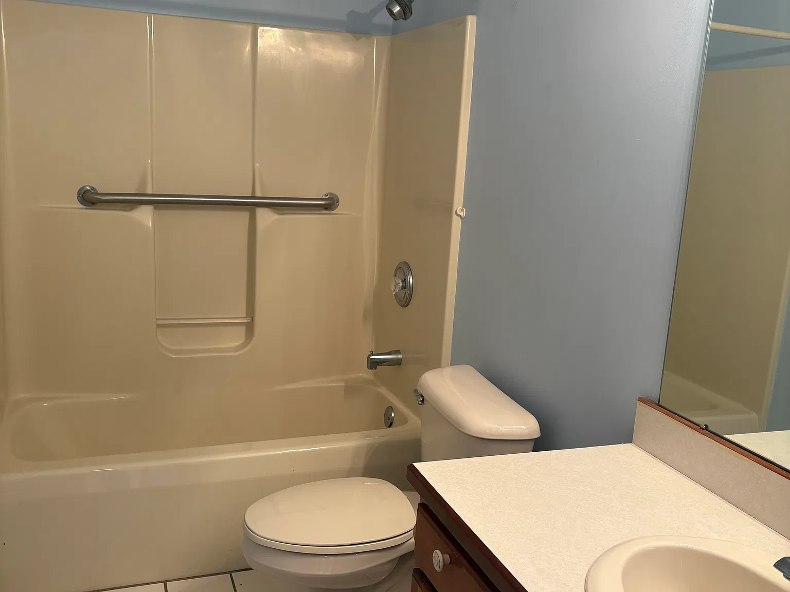 3 bed, 1460 sqft, $2,250 — Photo 4