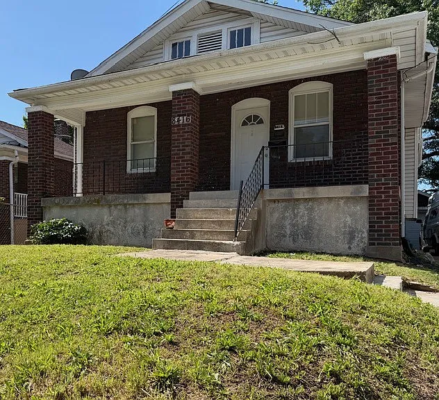 8416 Midland Blvd — Photo 1